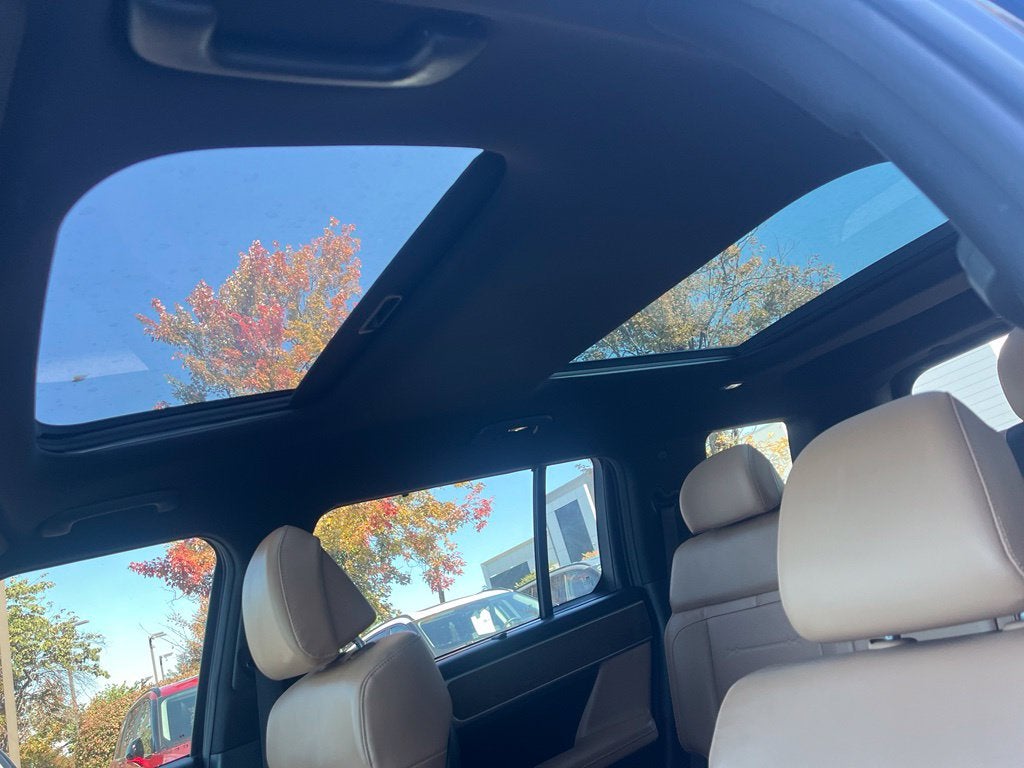 2025 Hyundai Santa Fe Limited AWD | Moonroof | BLIS | Remote Start | LKAS