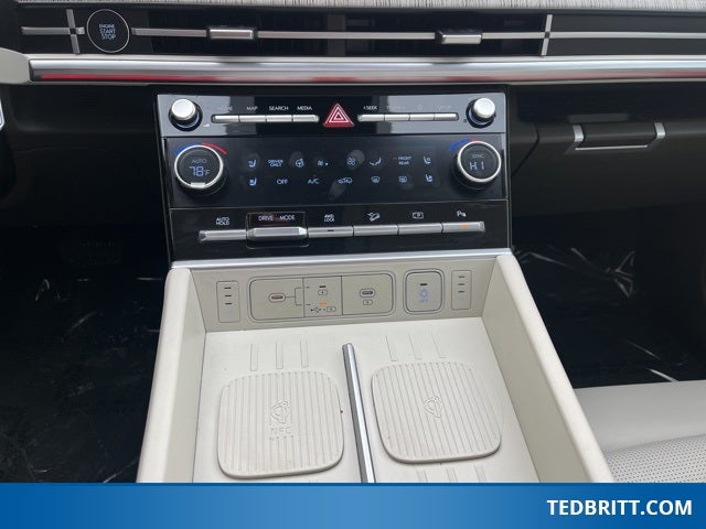 2024 Hyundai Santa Fe Hybrid Calligraphy AWD | 360 Cam | BLIS | Pano Roof