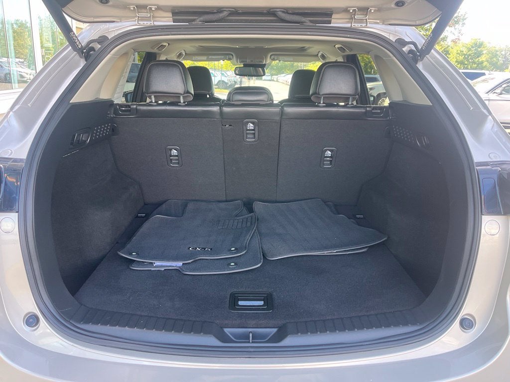 2025 Mazda Mazda CX-5 2.5 S Preferred Package AWD | Moonroof | BLIS | Heated Seats