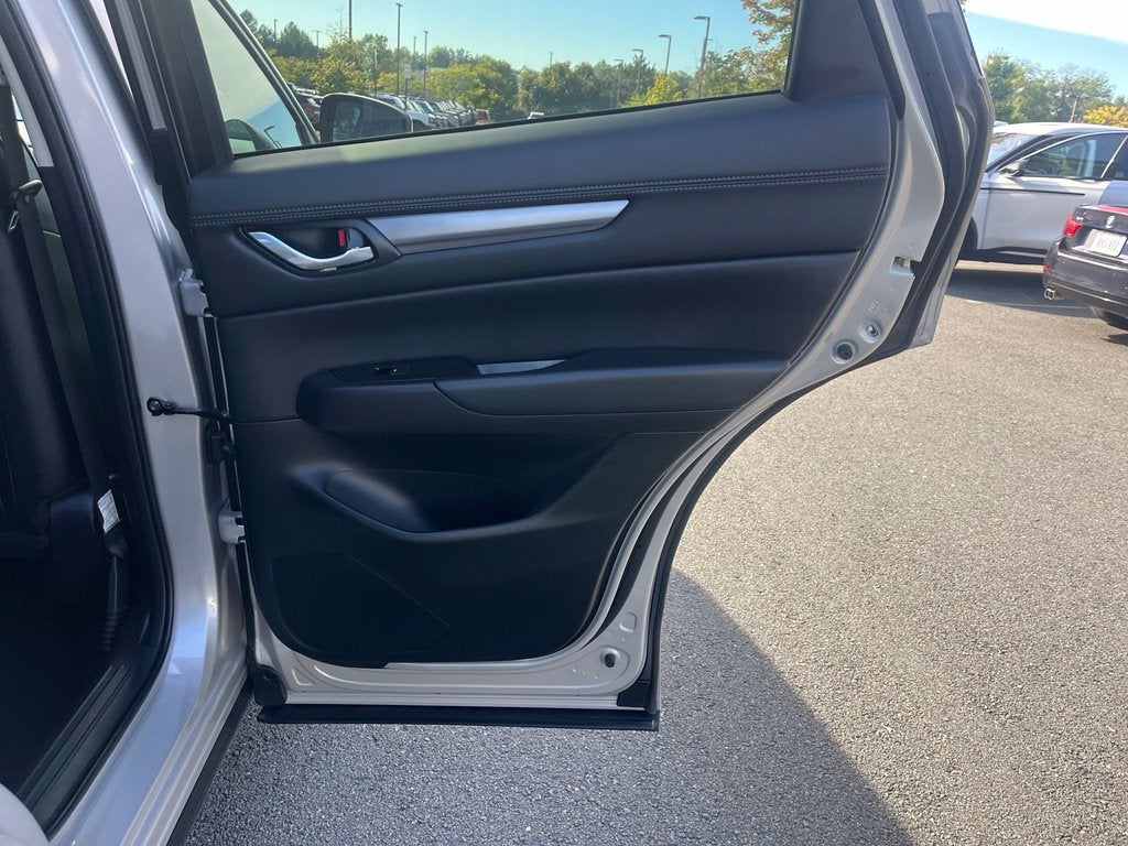 2025 Mazda Mazda CX-5 2.5 S Preferred Package AWD | Moonroof | BLIS | Heated Seats