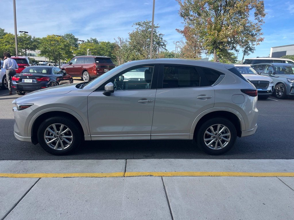 2025 Mazda Mazda CX-5 2.5 S Preferred Package AWD | Moonroof | BLIS | Heated Seats