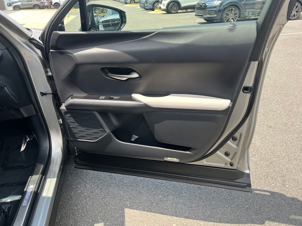 2020 Lexus UX 250h Base Hybrid AWD | Moonroof | Blind Spot Alert