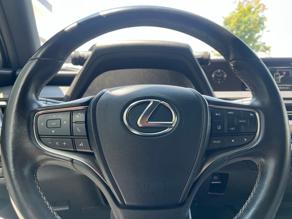 2020 Lexus UX 250h Base Hybrid AWD | Moonroof | Blind Spot Alert