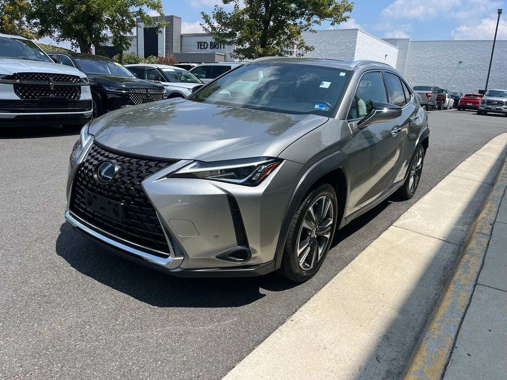 2020 Lexus UX 250h Base Hybrid AWD | Moonroof | Blind Spot Alert