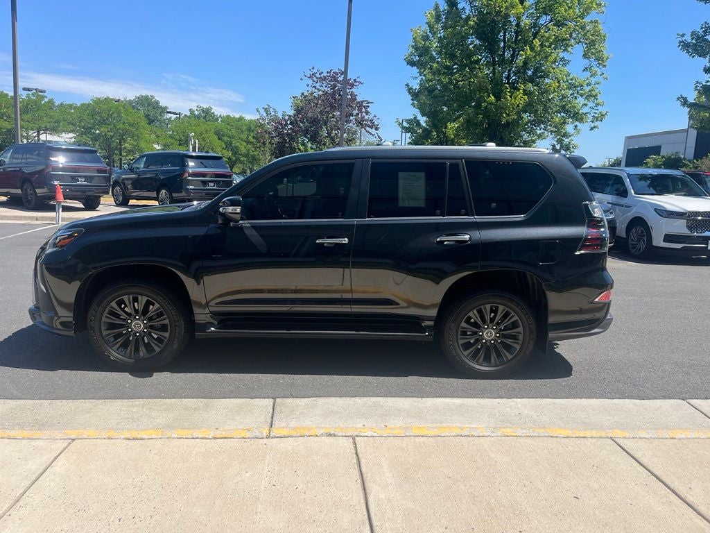 2023 Lexus GX 460 4WD | Premium Plus Sport w/Captain's Chair