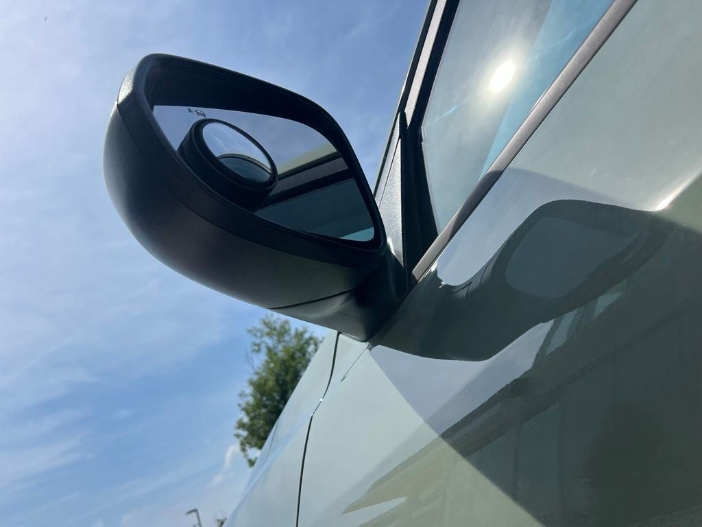 2025 Chevrolet Trax ACTIV | Sunroof Pkg | Driver Confidence Pkg