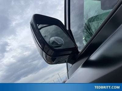 2024 Land Rover Defender 110 SE 500PS 4WD