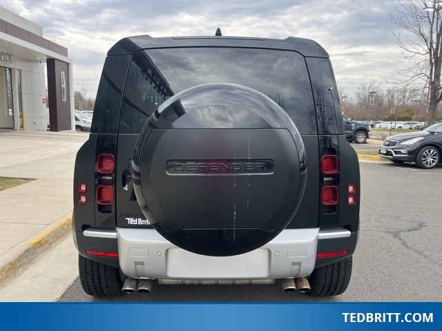 2024 Land Rover Defender 110 SE 500PS 4WD