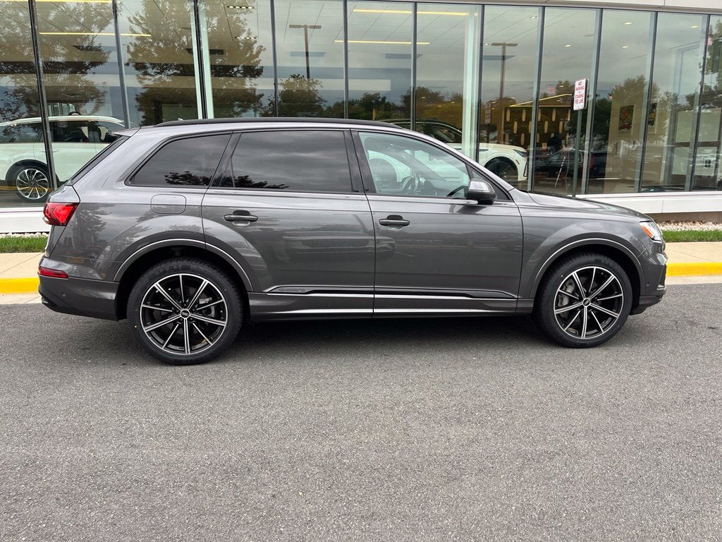 2021 Audi Q7 55 Premium Plus quattro | Pano Roof | BLIS | Executive Package