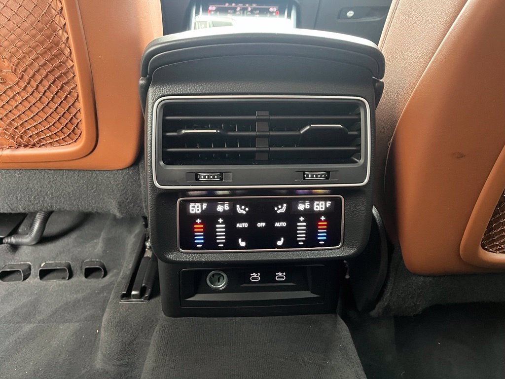 2021 Audi Q7 55 Premium Plus quattro | Pano Roof | BLIS | Executive Package