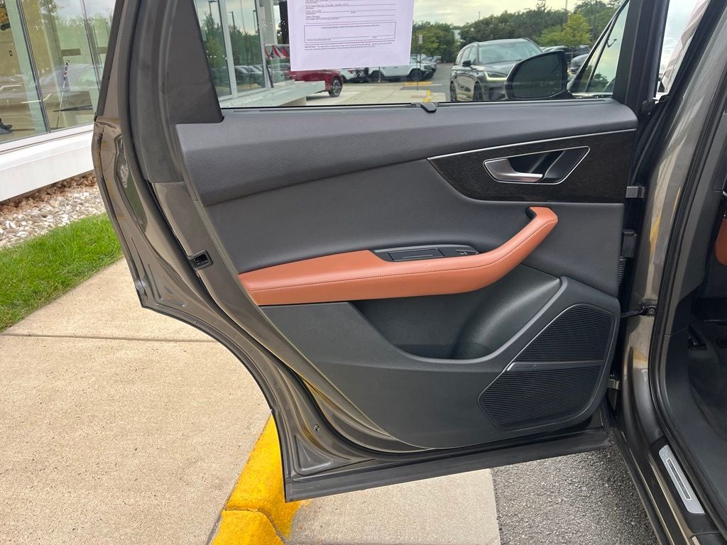 2021 Audi Q7 55 Premium Plus quattro | Pano Roof | BLIS | Executive Package
