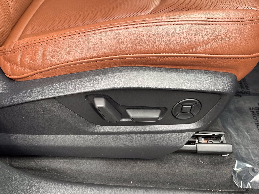 2021 Audi Q7 55 Premium Plus quattro | Pano Roof | BLIS | Executive Package