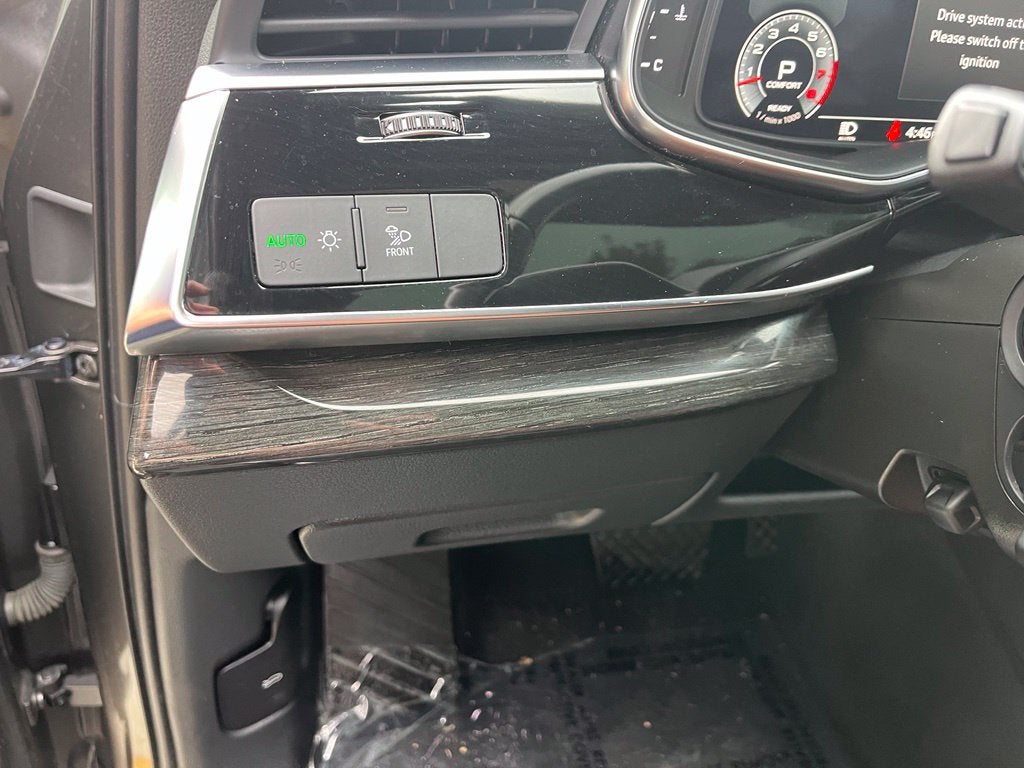 2021 Audi Q7 55 Premium Plus quattro | Pano Roof | BLIS | Executive Package