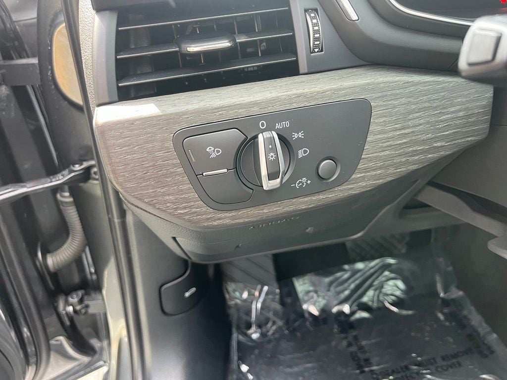 2021 Audi A4 45 S line Premium Plus quattro