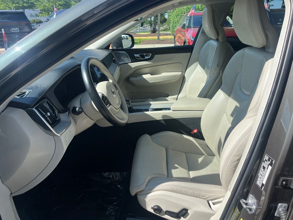2018 Volvo XC60 T6 Inscription AWD | Pano Roof | 360 Cam | BLIS | Advanced Pkg