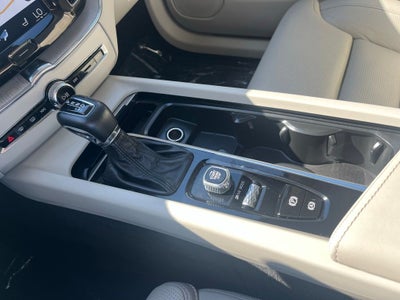 2018 Volvo XC60 T6 Inscription AWD | Pano Roof | 360 Cam | BLIS | Advanced Pkg
