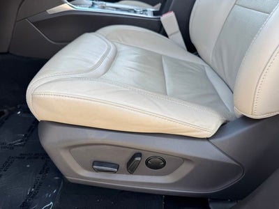2022 Ford Explorer Platinum | Pano Sunroof | Tow Pkg | 3.0 V6 EcoBoost