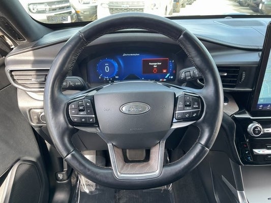 2022 Ford Explorer Platinum | Pano Roof | Co-Pilot360 Assist+ | 4WD in Fairfax, VA - Ted Britt Automotive Group
