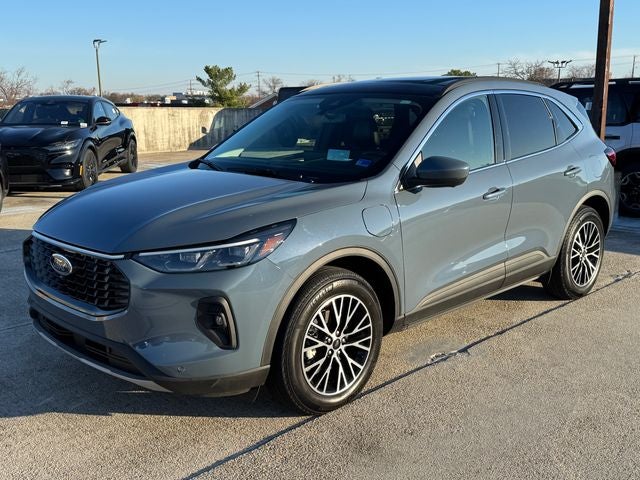 2025 Ford Escape Plug-In Hybrid Base