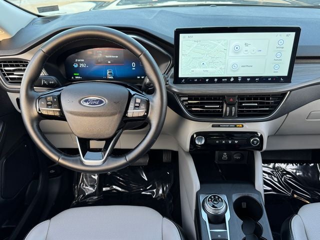 2025 Ford Escape Hybrid Platinum | Heated Seats | Apple CarPlay | Remote Start