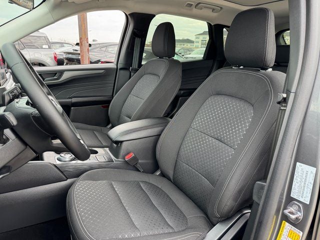 2025 Ford Escape Active | Cold Weather Pkg. | Pano Roof | AWD