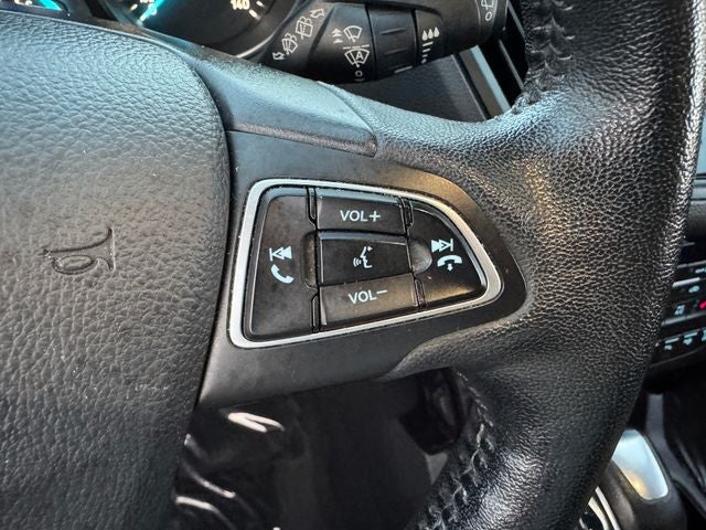 2019 Ford Escape Titanium | 4WD | Pano Roof | Tow Pkg