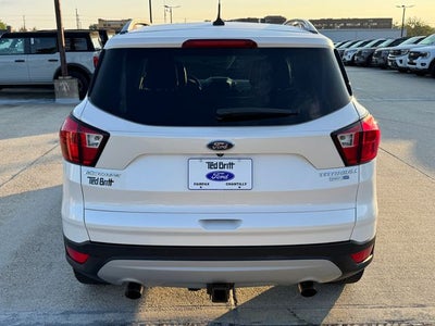 2019 Ford Escape Titanium | 4WD | Pano Roof | Tow Pkg