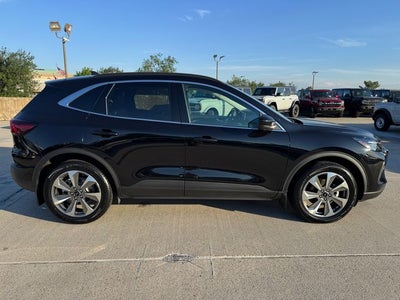 2024 Ford Escape Platinum | Pano Roof | Class II Tow Pkg. | AWD