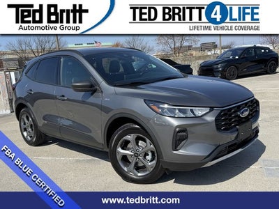 2025 Ford Escape ST-Line | Tech Pkg. | Cold Weather Pkg. | AWD