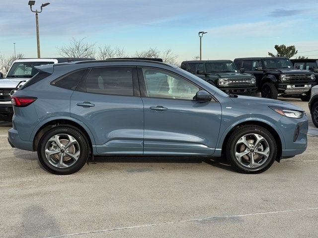 2023 Ford Escape ST-Line Select