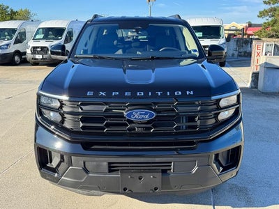 2025 Ford Expedition Max Active | 4X4