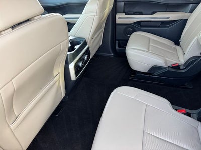 2022 Ford Expedition Max XLT | Pano Roof | Wireless CarPlay | 4WD