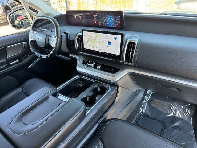 2025 Ford Expedition Max Platinum | Pano Sunroof | 360 Camera | Wireless CarP