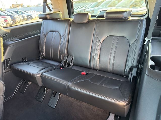 2021 Ford Expedition Max Platinum | Nav | 2nd Row Captain's Chairs | 4WD