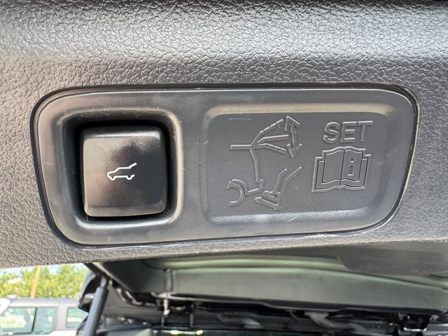 2022 Ford Expedition Max Limited | Stealth Edition | Pano Roof | 2nd Row Buckets