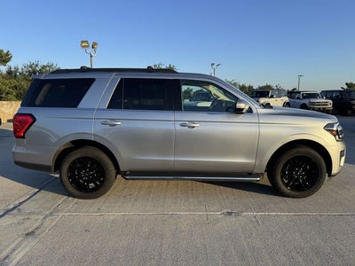 2023 Ford Expedition XLT | Pano Roof
