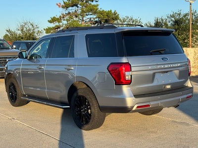 2023 Ford Expedition XLT | Pano Roof