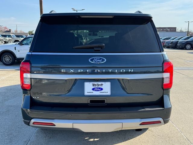 2022 Ford Expedition XLT | HD Tow Pkg. | Pano Roof | Wirelss CarPlay | 4WD