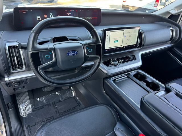 2025 Ford Expedition Platinum | One Owner | Clean Carfax