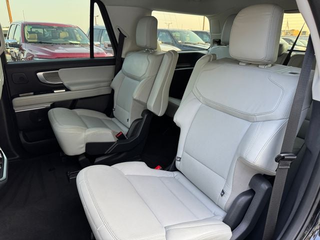 2025 Ford Expedition Platinum | Clean One Owner Carfax | Drivers Package | 4WD