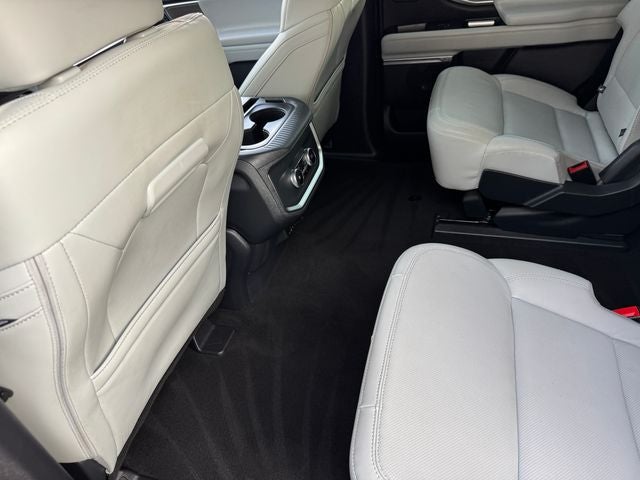 2025 Ford Expedition Platinum | Clean One Owner Carfax | Drivers Package | 4WD