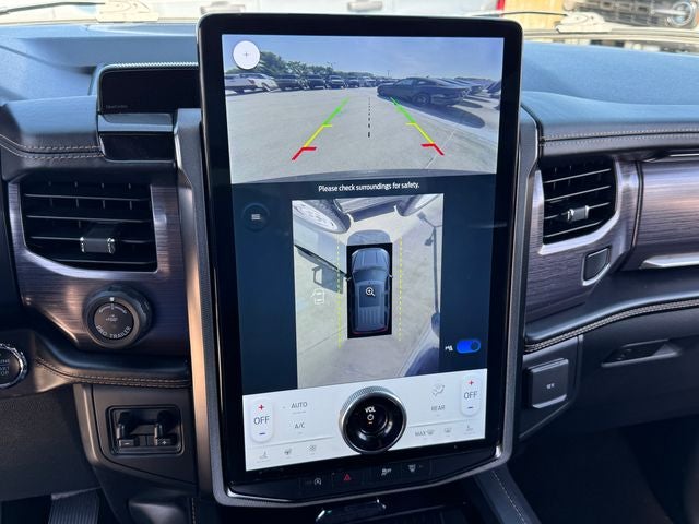 2022 Ford Expedition Platinum | HD Tow Pkg | Pano Sunroof | B&O 22 Speakers