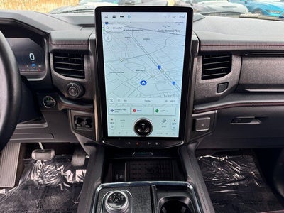 2022 Ford Expedition Limited Stealth Edition | HD Tow Pkg. | Pano Roof | 4WD