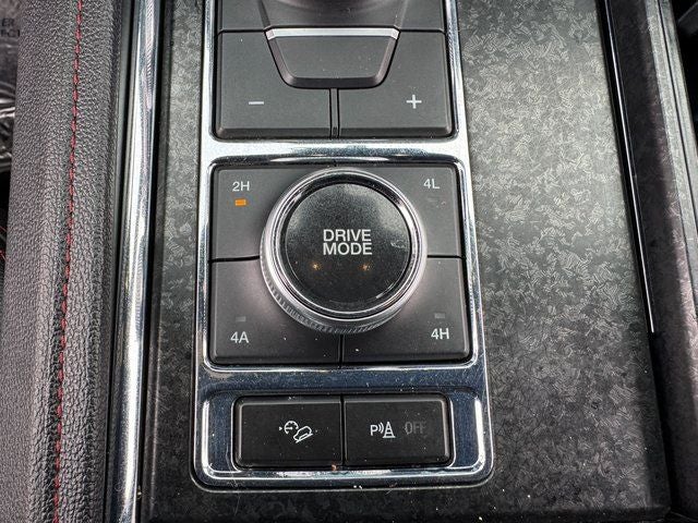 2022 Ford Expedition Limited Stealth Edition | HD Tow Pkg. | Pano Roof | 4WD