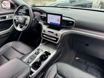 2023 Ford Explorer XLT | Pano Sunroof | 4WD | Tech Pkg