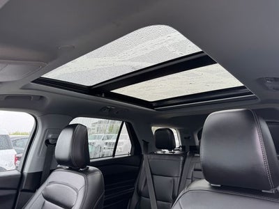 2023 Ford Explorer XLT | Pano Sunroof | 4WD | Tech Pkg