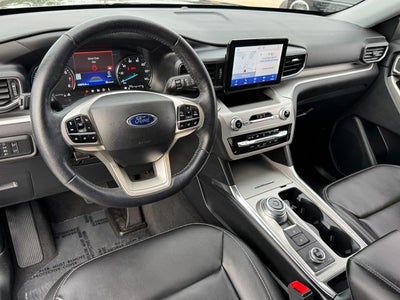 2022 Ford Explorer XLT | Co-Pilot360 Assist+ | CarPlay | 4WD