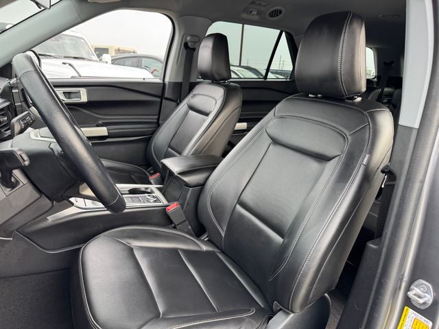 2022 Ford Explorer XLT | Co-Pilot360 Assist+ | CarPlay | 4WD