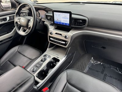2022 Ford Explorer XLT | Co-Pilot360 Assist+ | CarPlay | 4WD