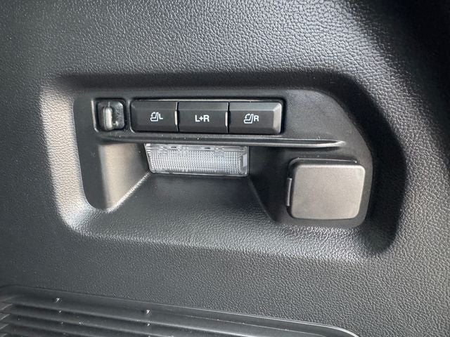 2024 Ford Explorer Limited | Pano Roof | Apple CarPlay | Nav | 4WD